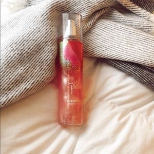 Sweet Pea Shimmer Mist (Bath & Body Works)
